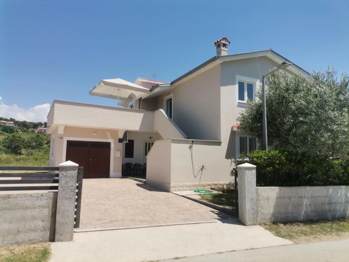 Apartment Elena Vlašići Bagian luar foto